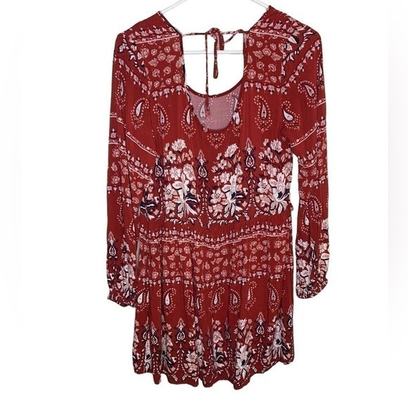 Band of Gypsies Red Long Sleeve Mini Dress Size Medium - Picture 2 of 4